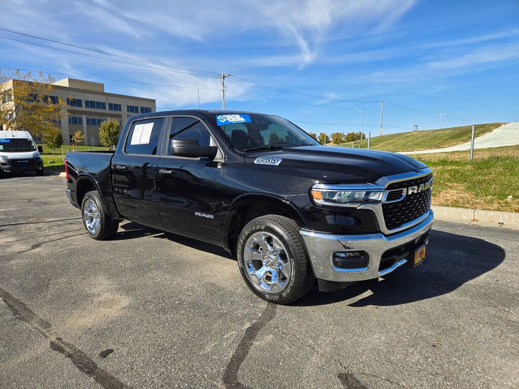 2025 RAM 1500 Big Horn Crew Cab 4WD