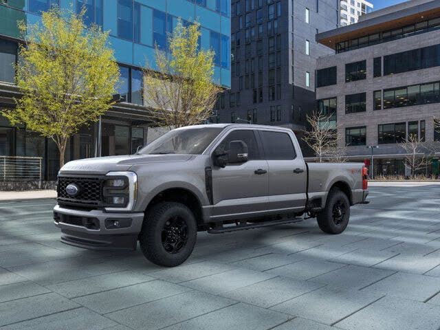 2025 Ford F-350 Super Duty XL Crew Cab 4WD