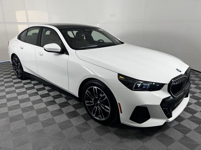 2026 BMW 5 Series 530i RWD