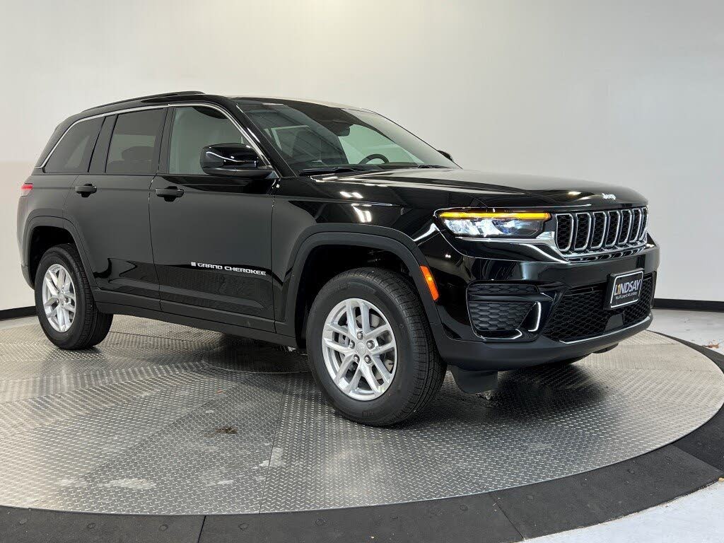 2025 Jeep Grand Cherokee Laredo X 4WD