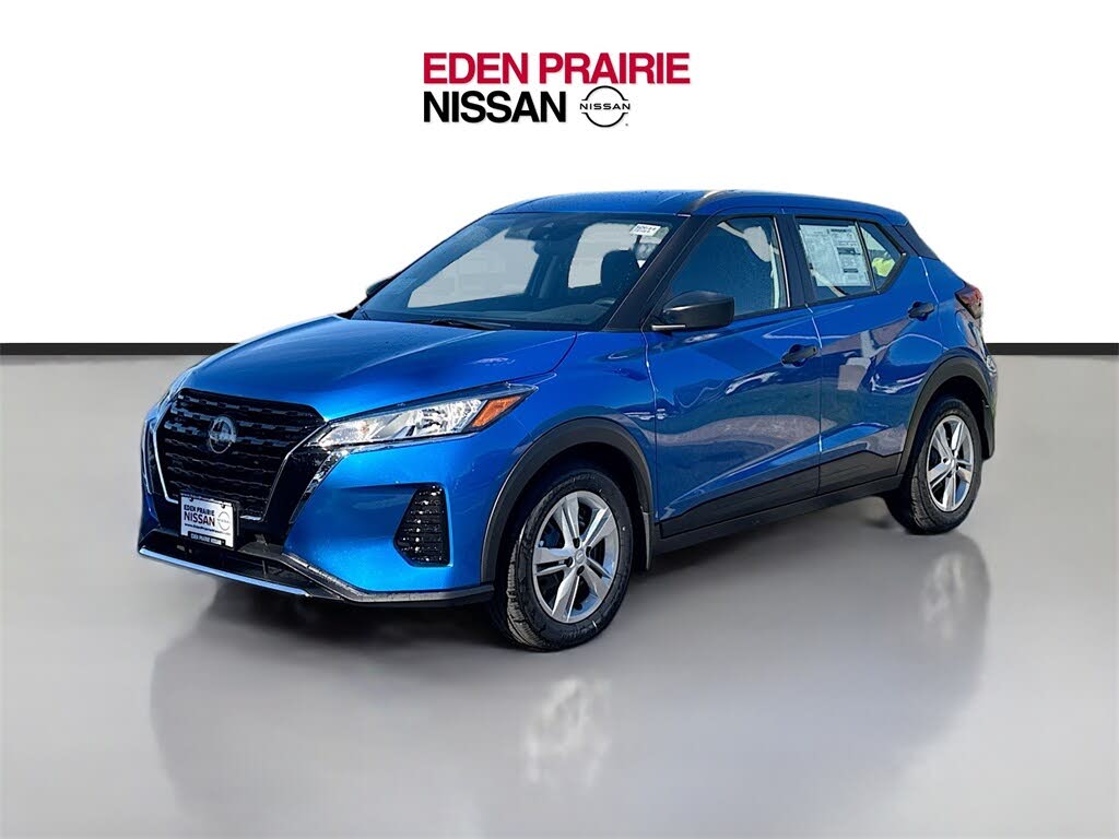 2025 Nissan Kicks Play S FWD