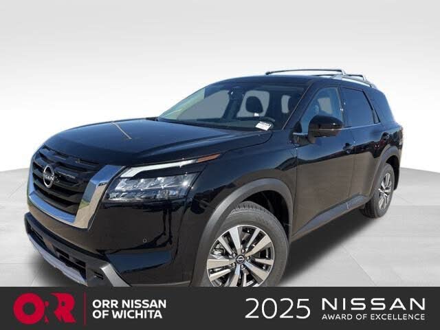 2025 Nissan Pathfinder SL 4WD