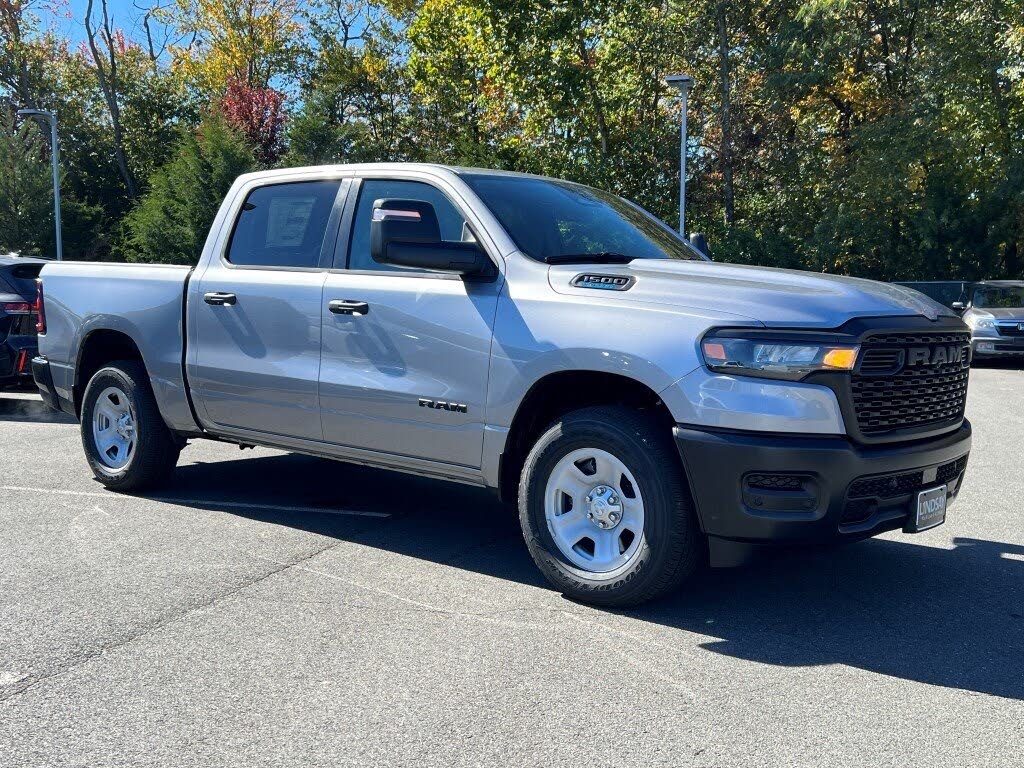 2025 RAM 1500 Tradesman Crew Cab 4WD
