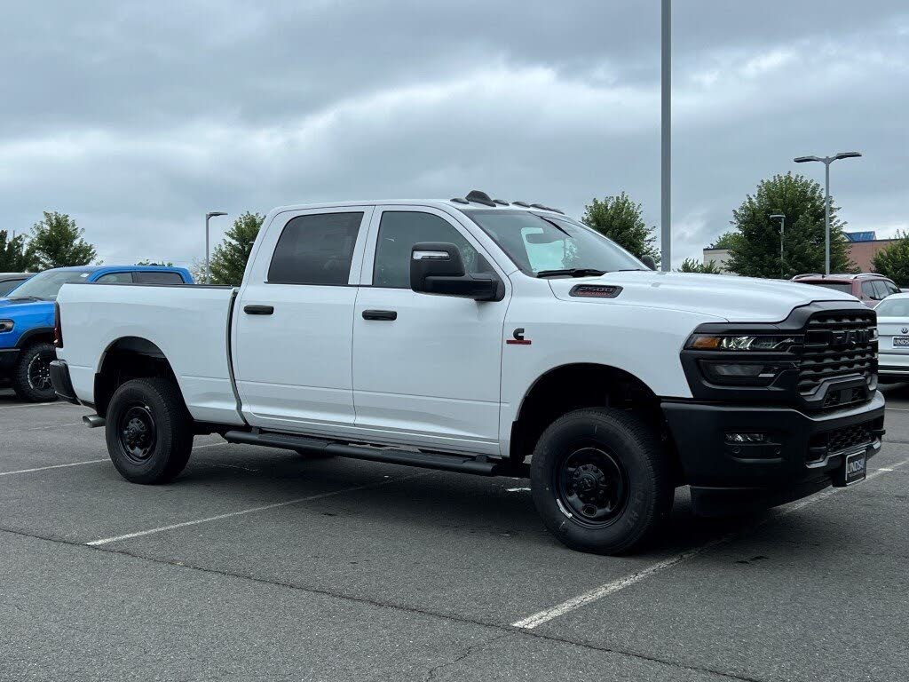 2025 RAM 2500 Tradesman Crew Cab 4WD