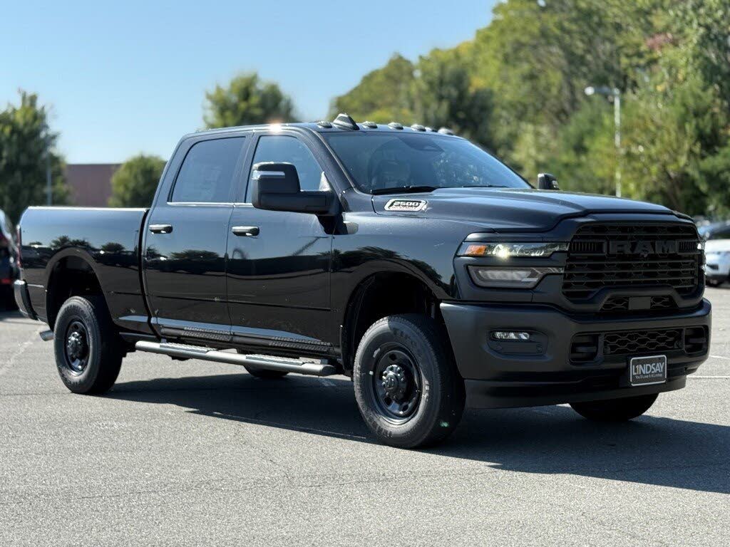 2026 RAM 2500 Tradesman Crew Cab 4WD