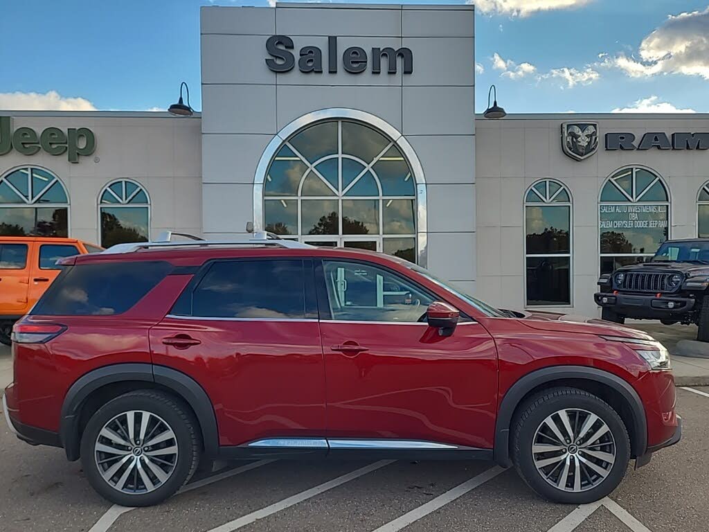 2022 Nissan Pathfinder Platinum 4WD