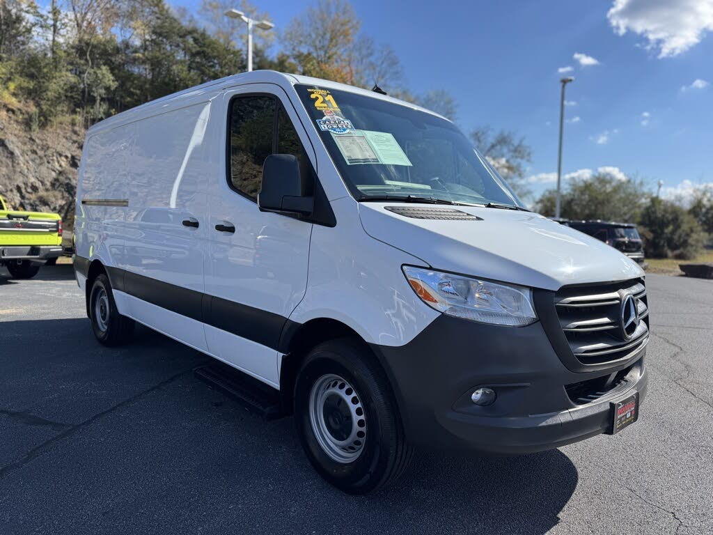 2021 Mercedes-Benz Sprinter 1500 144 High Roof Passenger Van RWD
