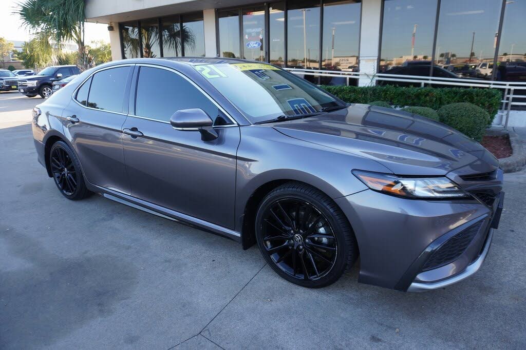 2021 Toyota Camry XSE FWD