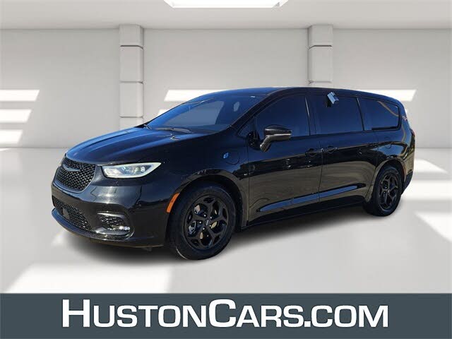 2022 Chrysler Pacifica Hybrid Touring L FWD