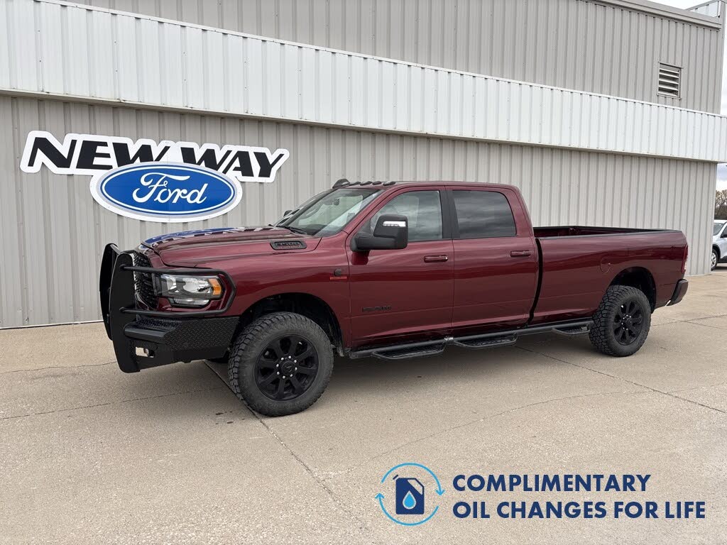 2023 RAM 3500 Big Horn Crew Cab LB 4WD