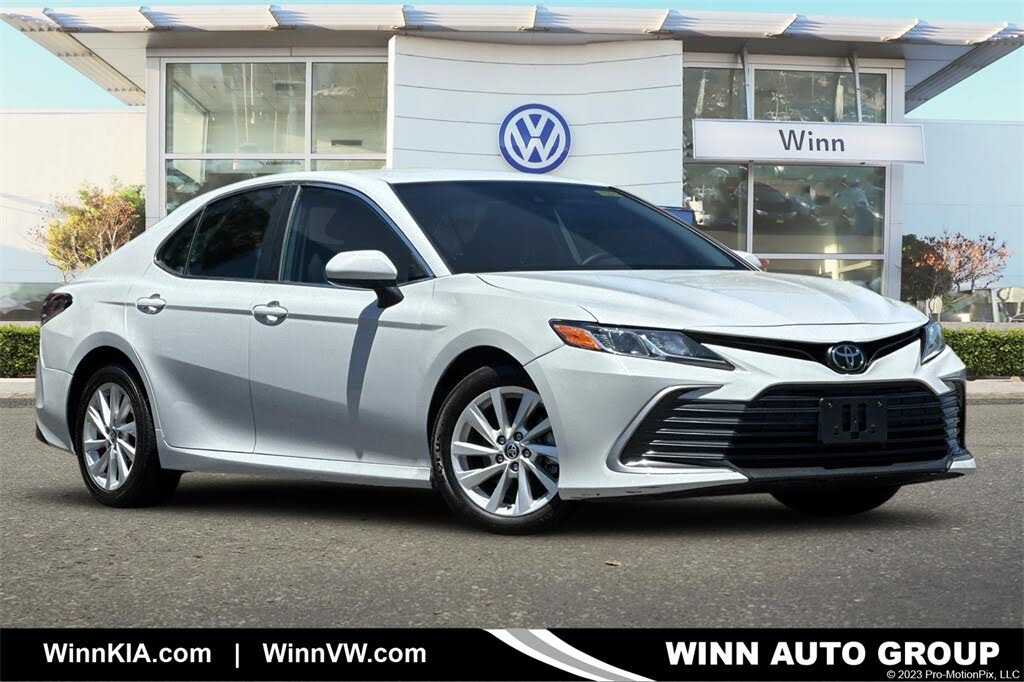 2023 Toyota Camry LE FWD