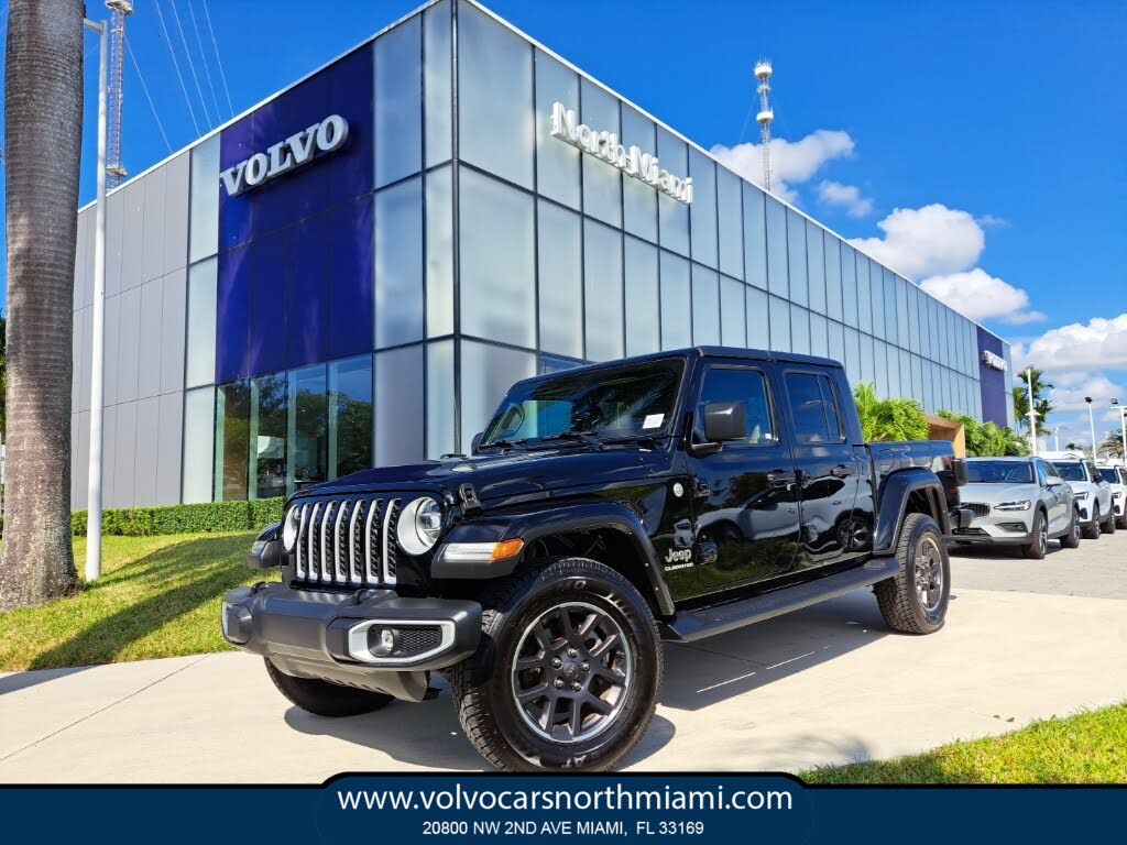 2022 Jeep Gladiator Overland Crew Cab 4WD