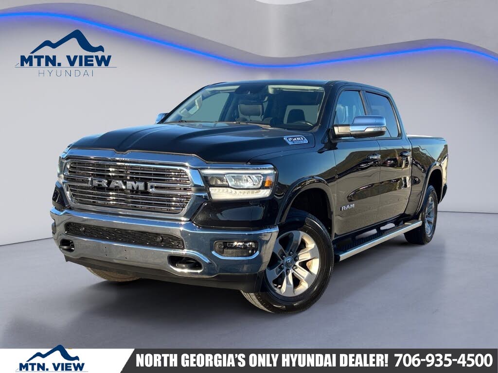 2022 RAM 1500 Laramie Crew Cab 4WD