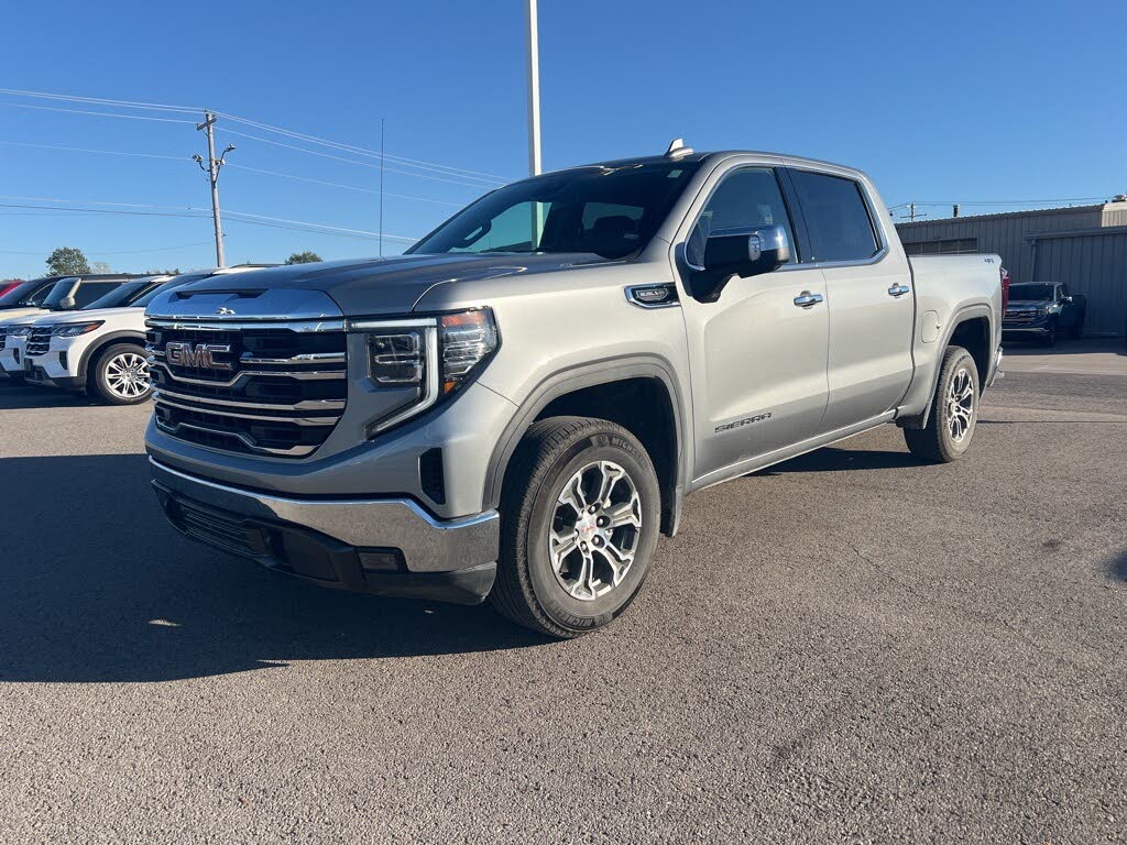 2025 GMC Sierra 1500 SLT Crew Cab 4WD