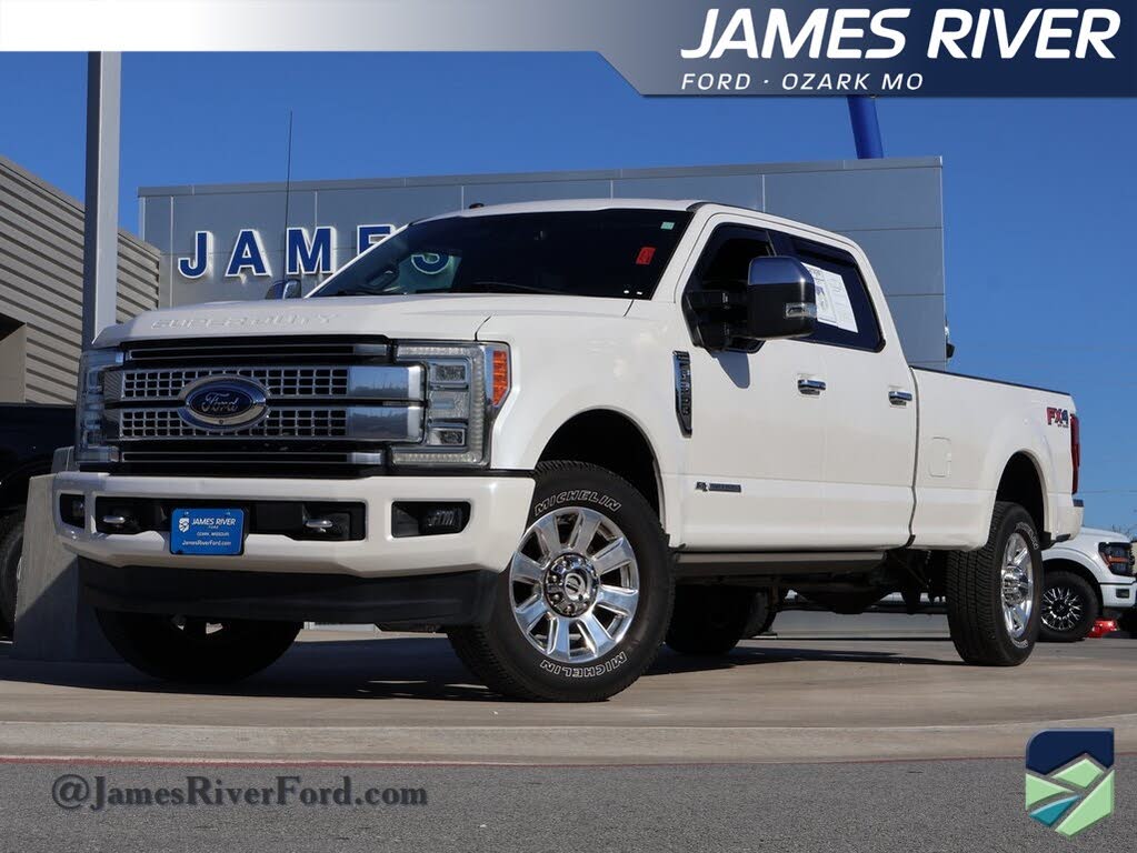 2017 Ford F-350 Super Duty Platinum Crew Cab 4WD