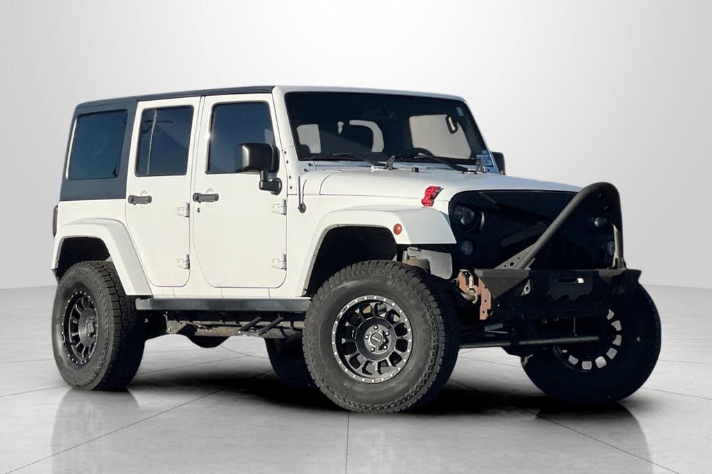 2014 Jeep Wrangler Unlimited Sahara 4WD