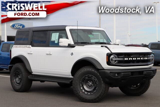 2025 Ford Bronco Outer Banks 4-Door 4WD