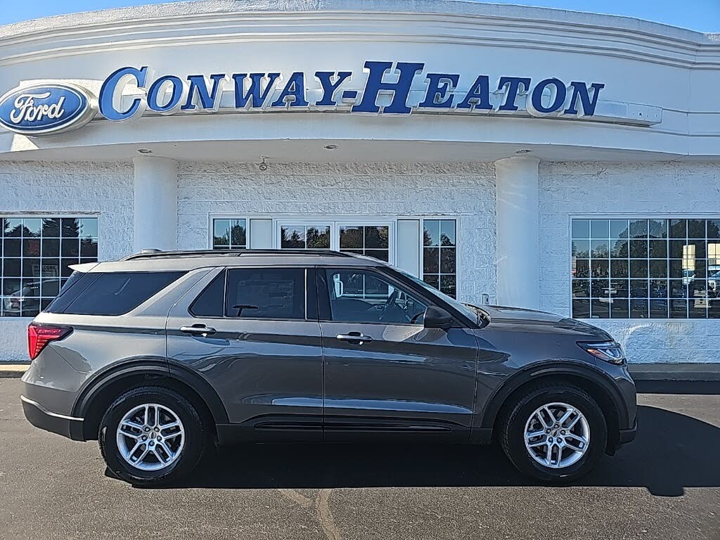 2026 Ford Explorer Active RWD