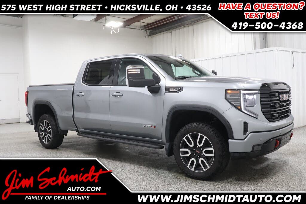 2024 GMC Sierra 1500 AT4 Crew Cab 4WD