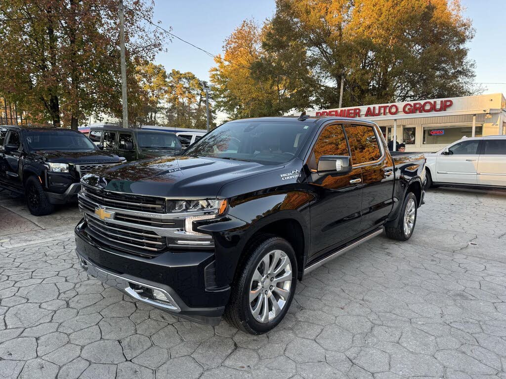 2022 Chevrolet Silverado 1500 High Country Crew Cab 4WD