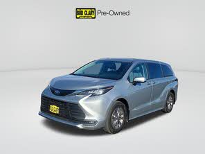 Toyota Sienna XLE 7-Passenger AWD