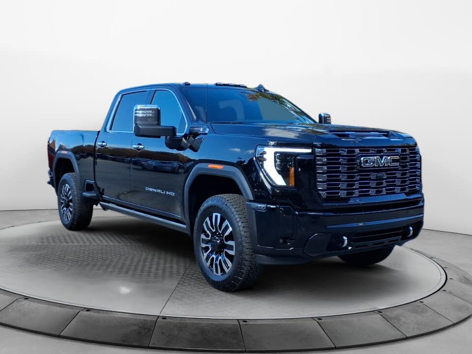 2026 GMC Sierra 2500HD Denali Ultimate Crew Cab 4WD
