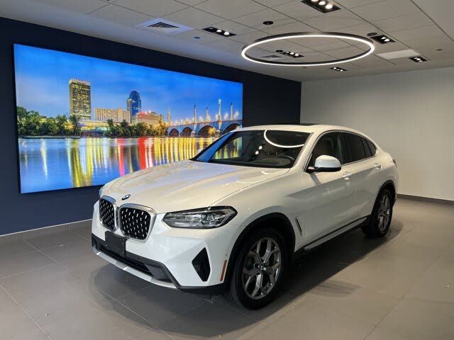 2023 BMW X4 xDrive30i AWD