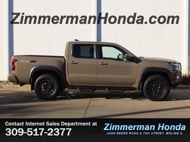2023 Nissan Frontier PRO-4X Crew Cab 4WD
