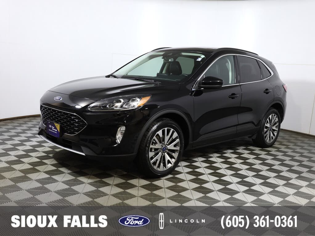 2022 Ford Escape Titanium AWD