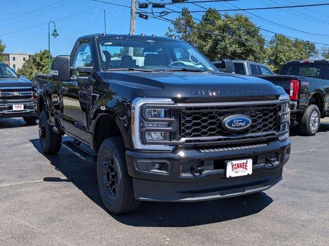 2025 Ford F-250 Super Duty XL Regular Cab LB 4WD