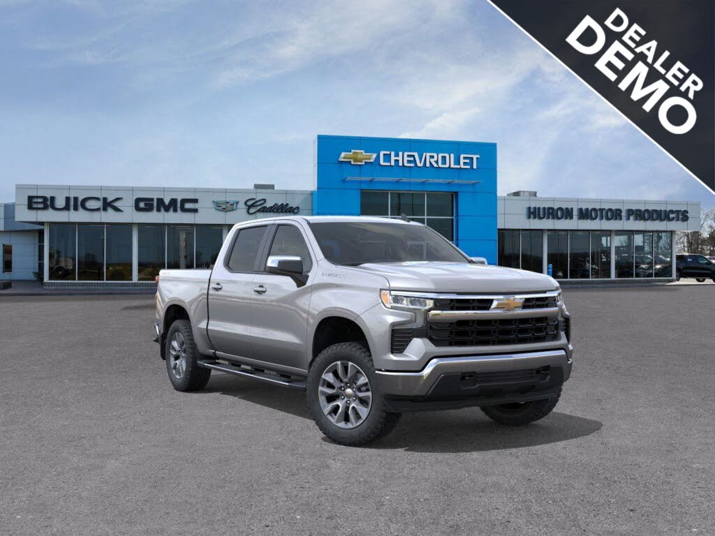 2026 Chevrolet Silverado 1500 LT Crew Cab 4WD