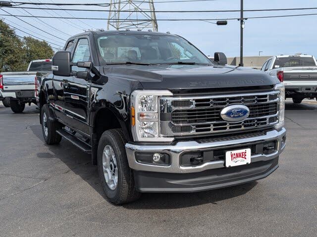 2026 Ford F-250 Super Duty XLT SuperCab 4WD