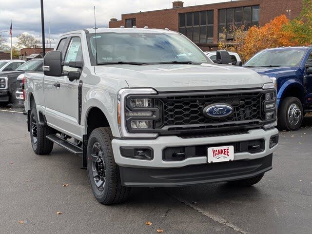 2026 Ford F-350 Super Duty XL SuperCab 4WD