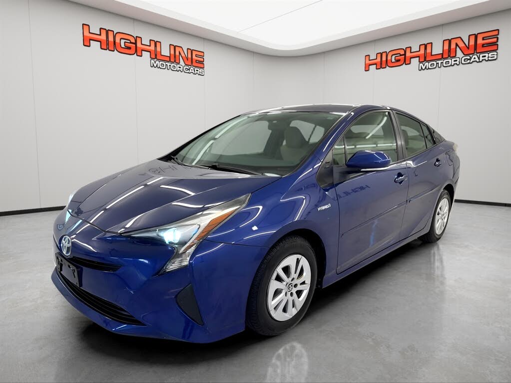 2016 Toyota Prius Two FWD