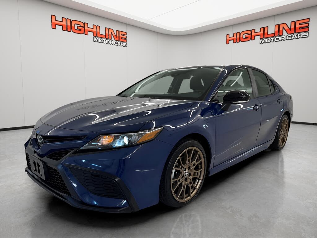 2024 Toyota Camry SE Nightshade AWD