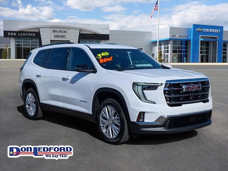 2026 GMC Acadia Elevation FWD