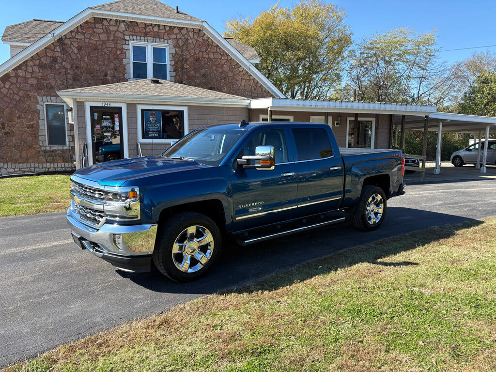 2018 Chevrolet Silverado 1500 LTZ Crew Cab 4WD