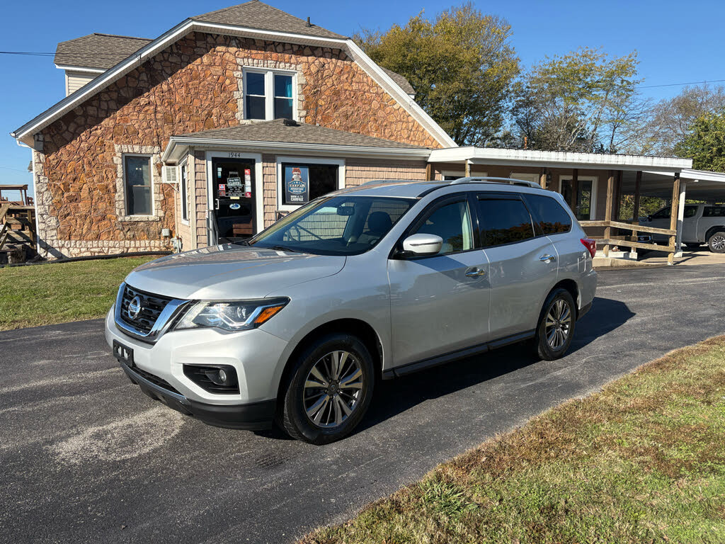 2018 Nissan Pathfinder SV 4WD