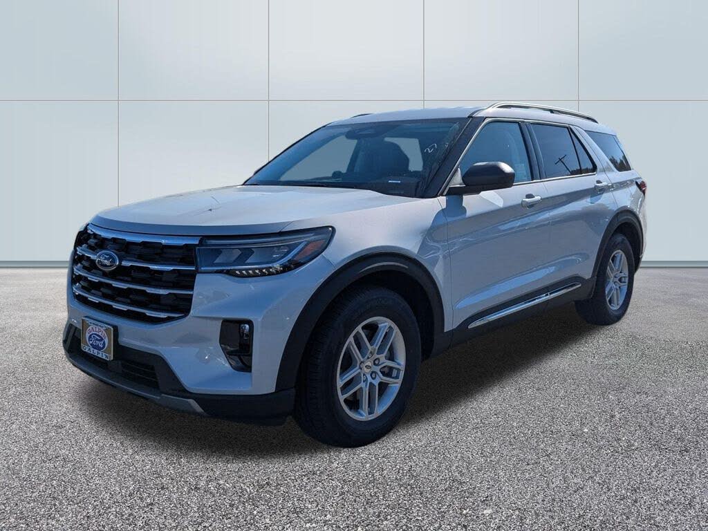 2025 Ford Explorer Active RWD