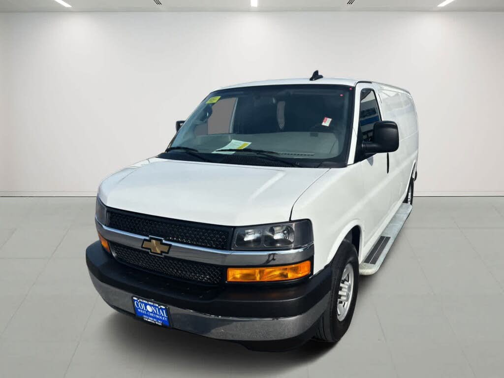 2024 Chevrolet Express Cargo 2500 RWD
