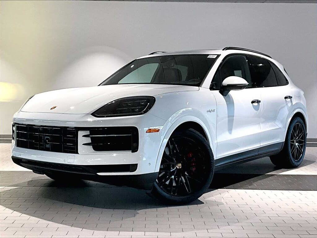 2025 Porsche Cayenne S AWD
