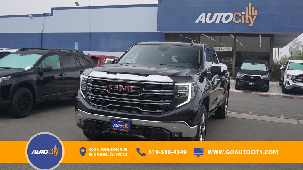 2022 GMC Sierra 1500 SLT Crew Cab 4WD