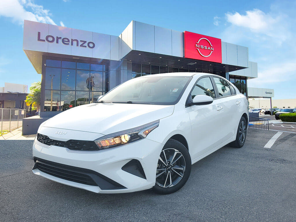 2024 Kia Forte LXS FWD