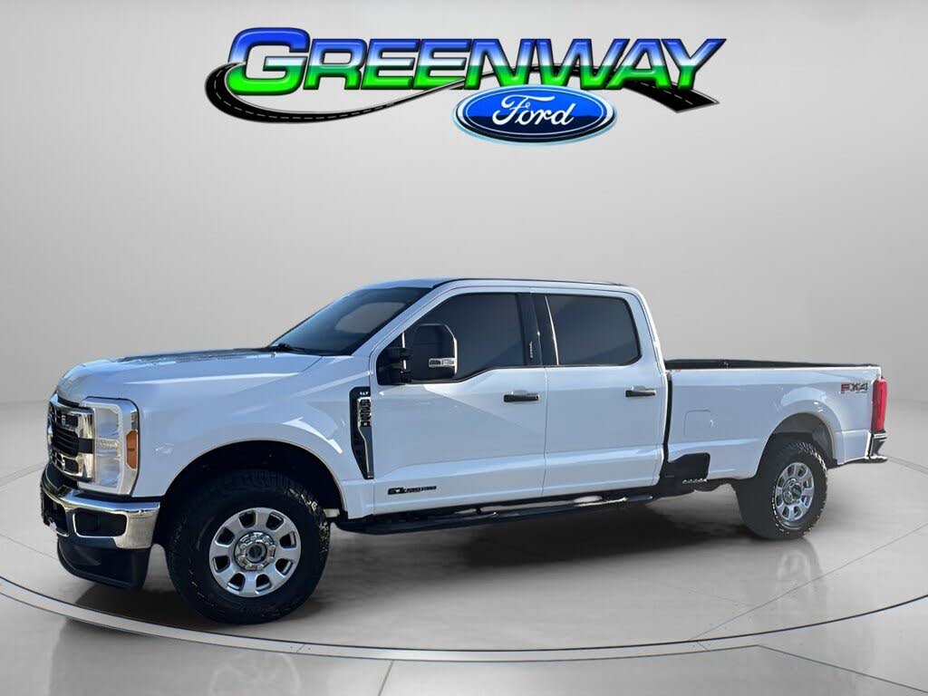 2023 Ford F-250 Super Duty XLT Crew Cab 4WD