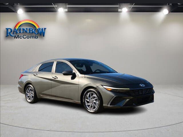 2024 Hyundai Elantra SEL FWD