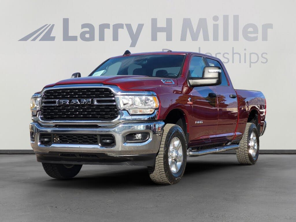 2024 RAM 2500 Big Horn Crew Cab 4WD