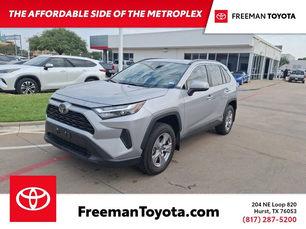 2025 Toyota RAV4 Hybrid XLE AWD