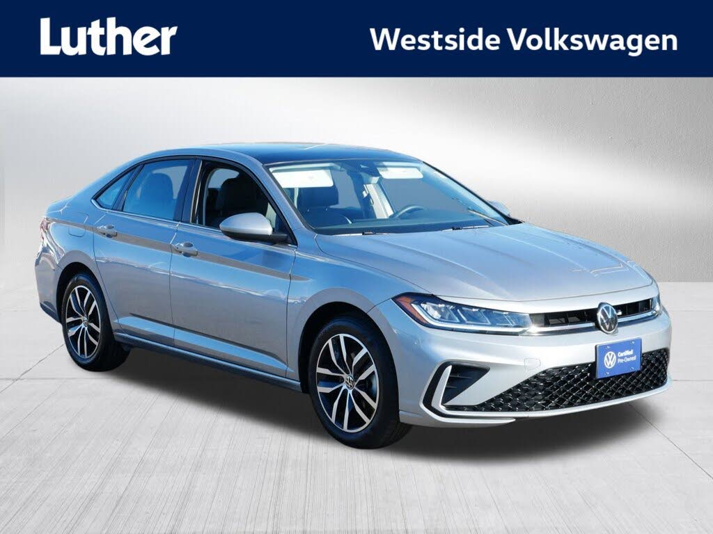 2025 Volkswagen Jetta SE FWD