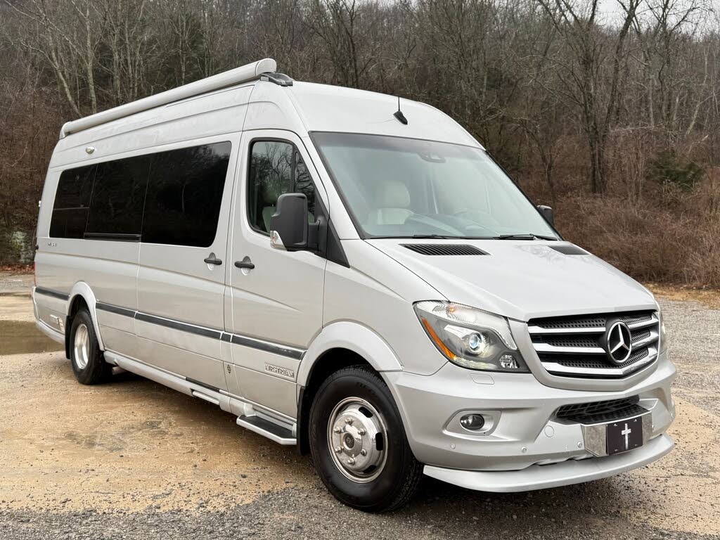 2017 Mercedes-Benz Sprinter 2500 170 V6 High Roof Passenger Van