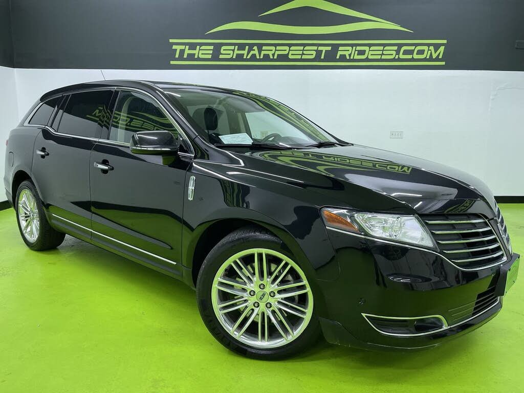 2019 Lincoln MKT Reserve AWD